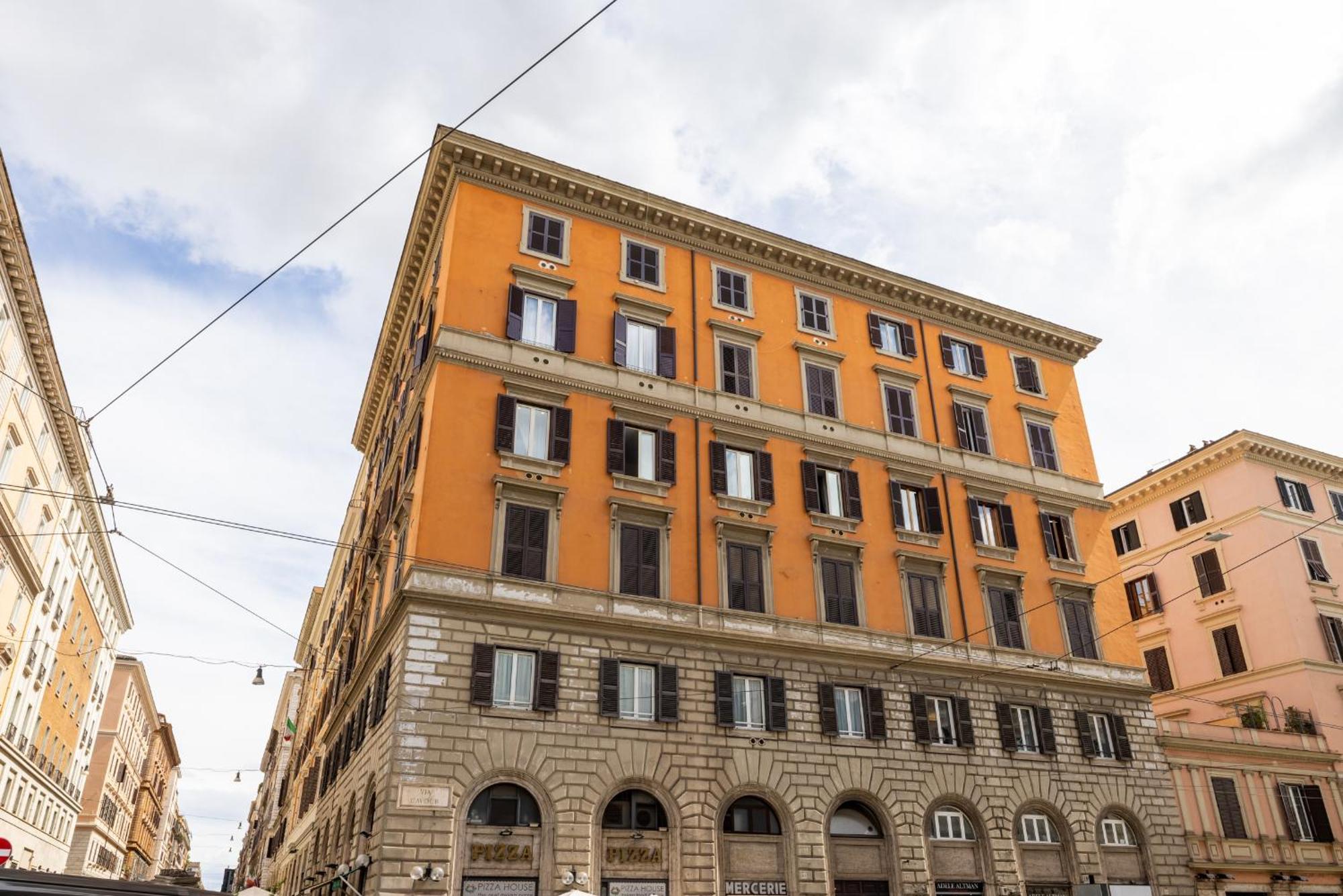 Domus Giulia Rom